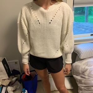 Sweater with puff sleeve and detailing